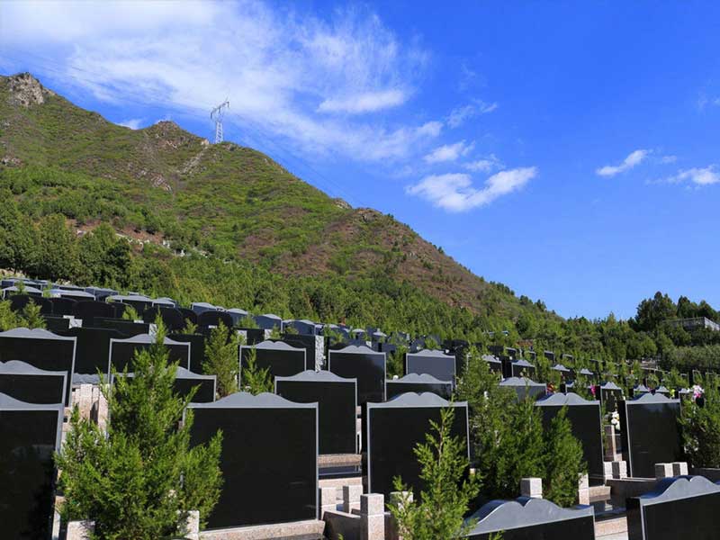 【太原墓地】如何根据方向、地形和经济情况选择合适的墓地？